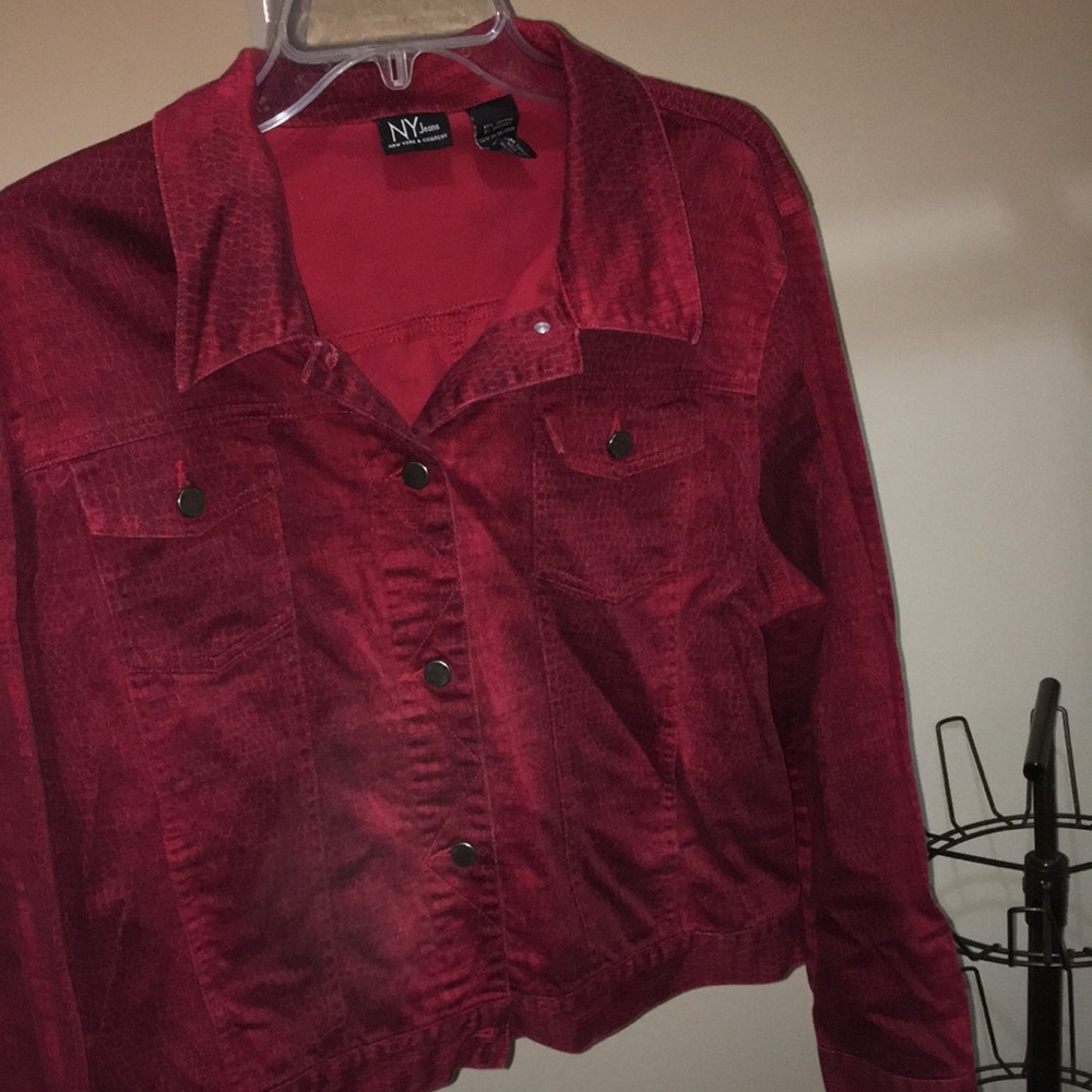 Red  jacket button up jacket - Picture 3 of 8